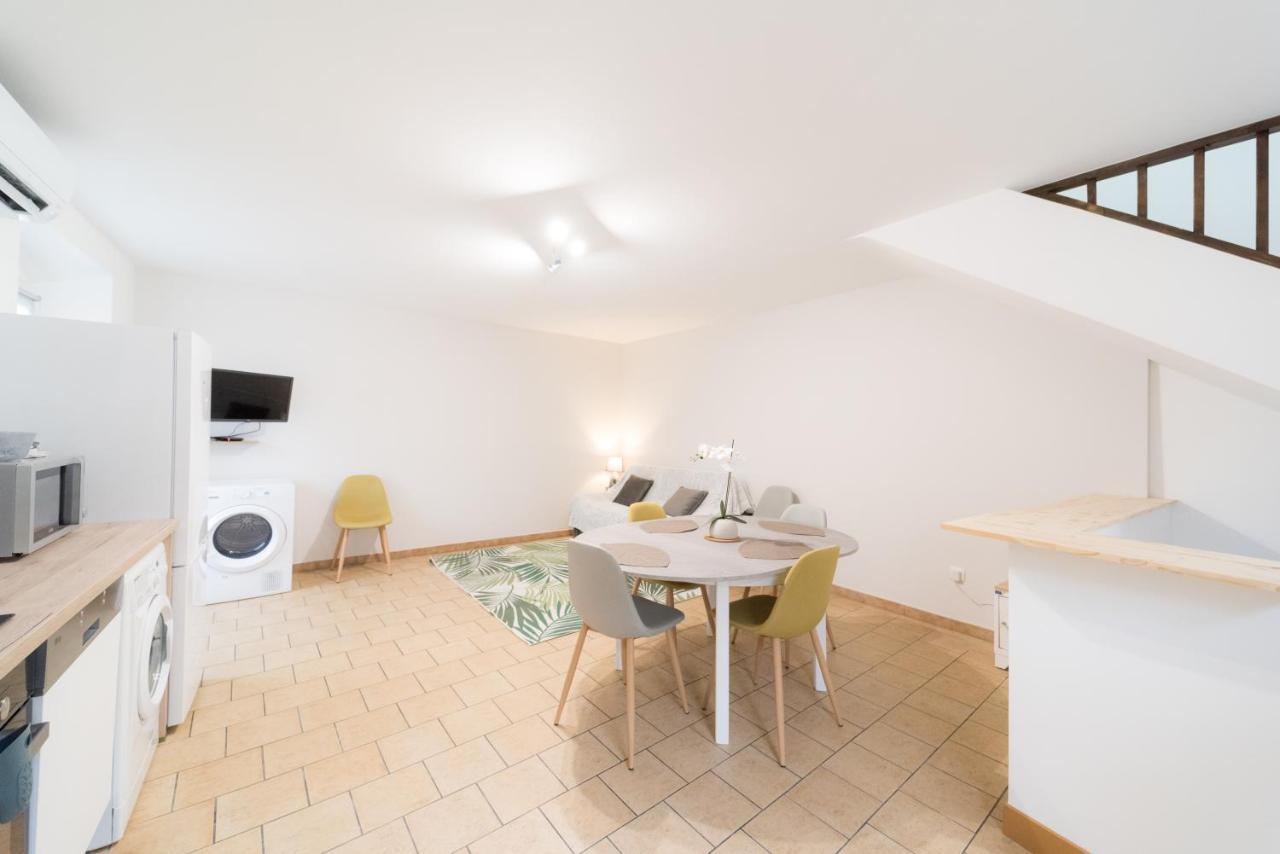 Ravissant Triplex Et Duplex Au Centre De Pont St Esprit Apartment Ngoại thất bức ảnh